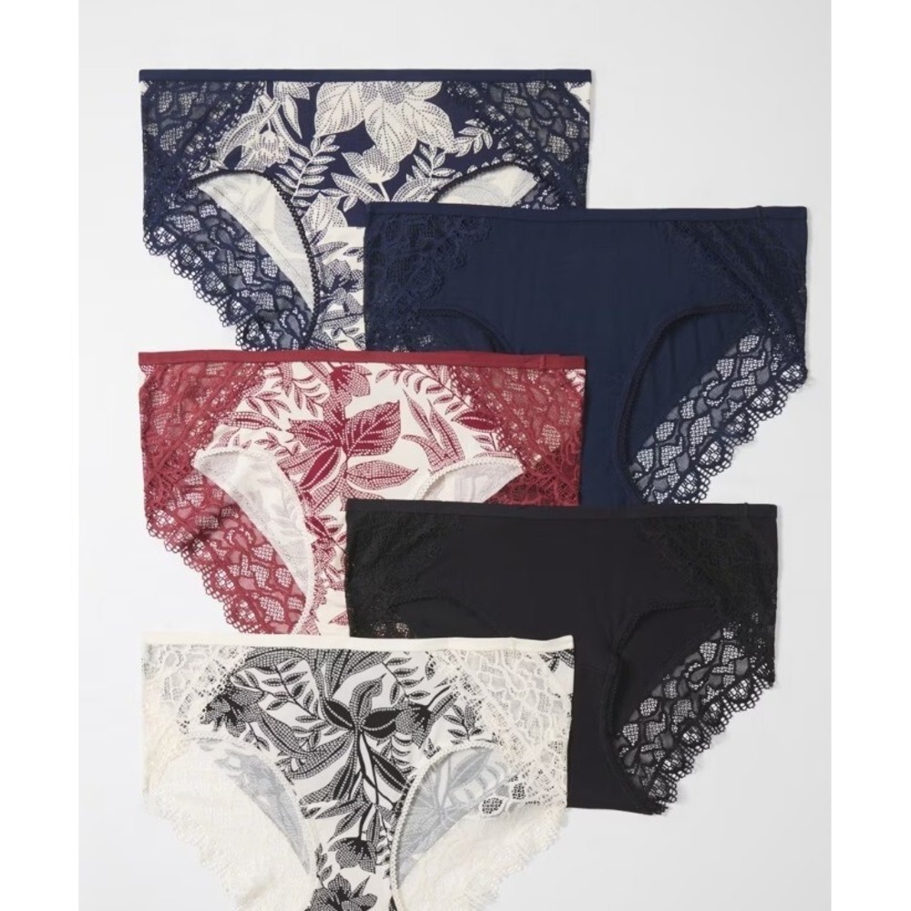NEW SOMA Embraceable Size XS Hipster Panty with Enchanting Lace Comfort 5 Pair